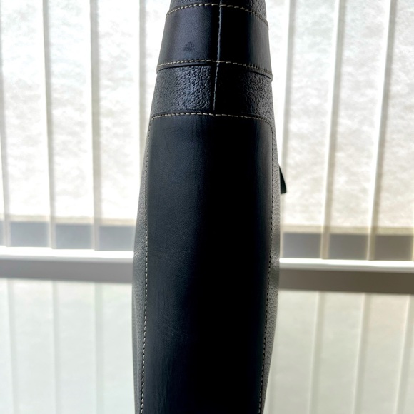 Vintage Gucci Leather Tote - Picture 4 of 12